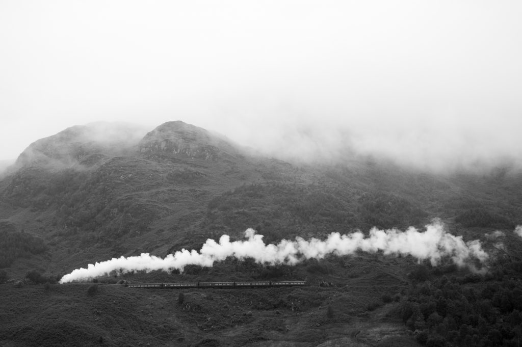 Scotland Glenfinnan train2